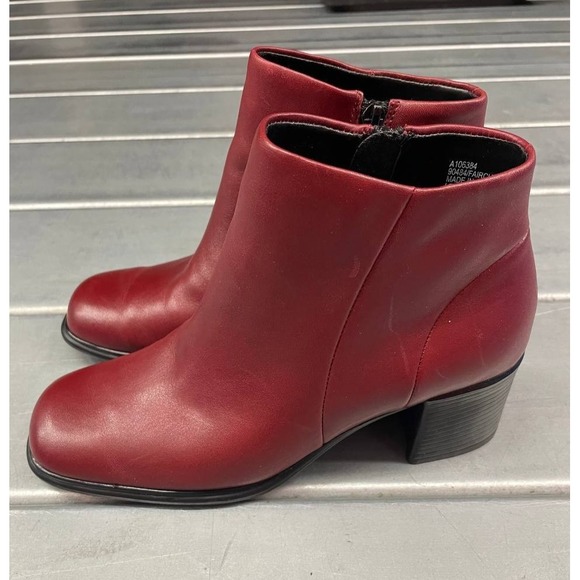 White Mountain Red Leather Boots Womens 7.5 Bootie Side Zip Block Heel - Picture 1 of 12